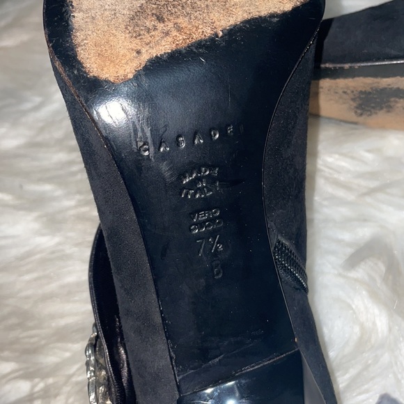 Casadei Vinatge Suede Pointy Toe Booties - Picture 9 of 10